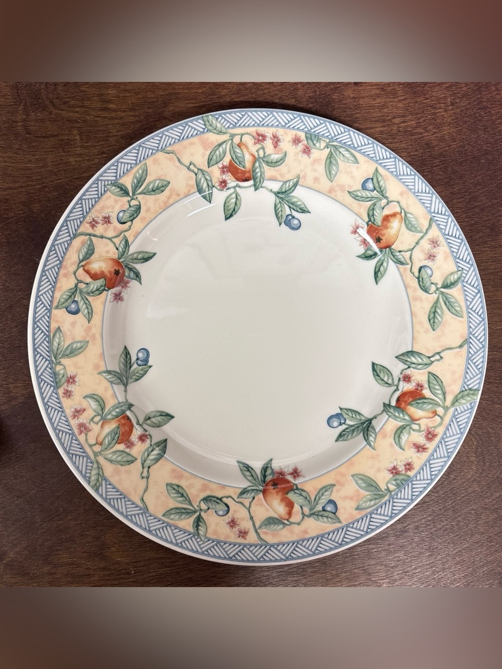 Johnson Bros Golden Pear Made In England  Vine Dinner Plate - Home Dining